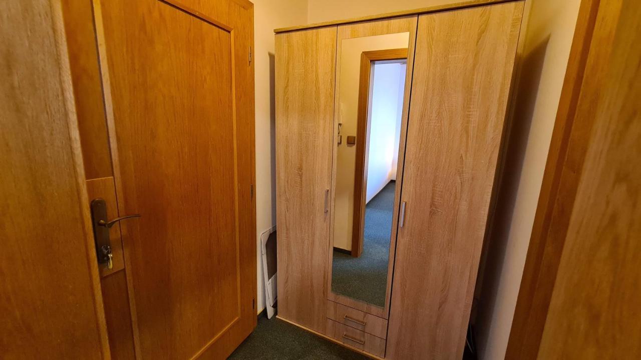 ז'ילינה Apartman Kragujevska מראה חיצוני תמונה